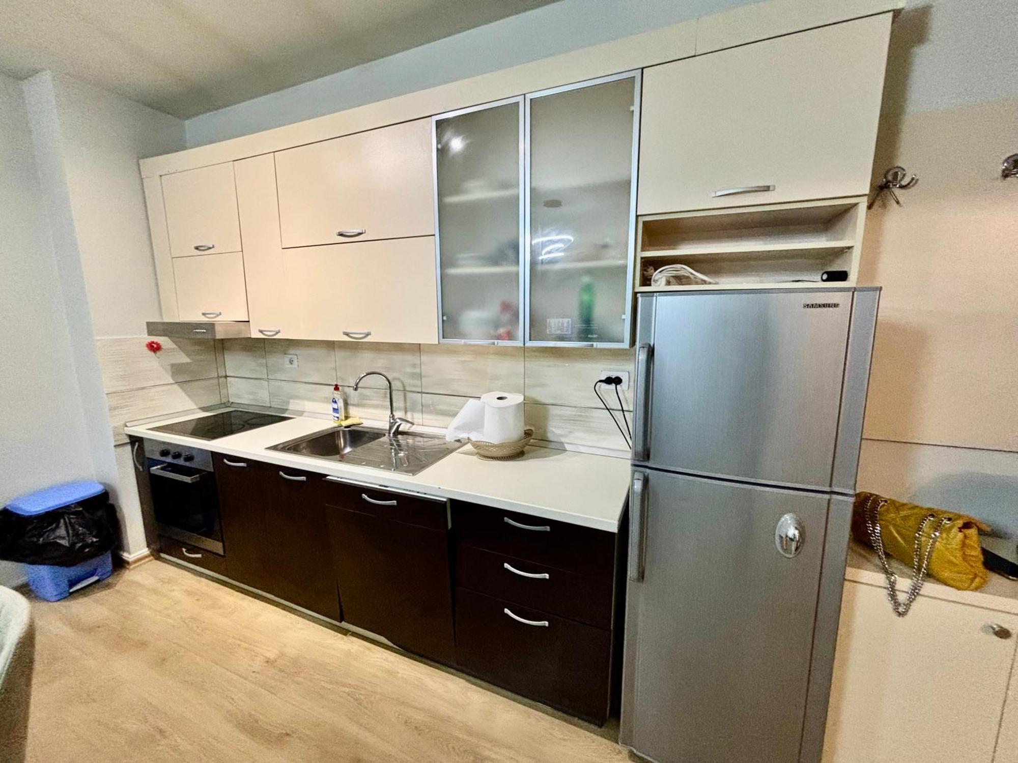 Edi'S Apartament Tirana Bagian luar foto