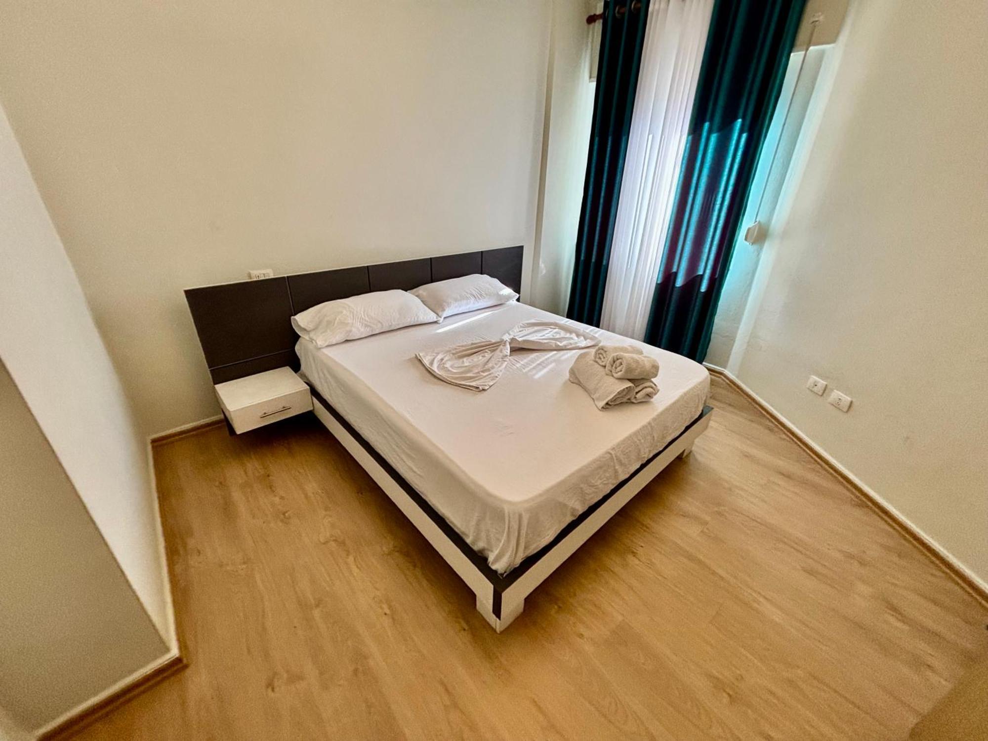 Edi'S Apartament Tirana Bagian luar foto